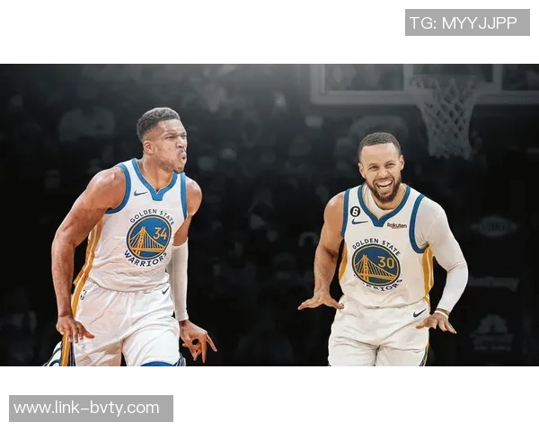 字母哥交易或将引发公平竞争的全新局面与东契奇交易形成鲜明对比